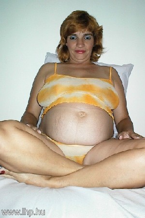 Pregnant 040