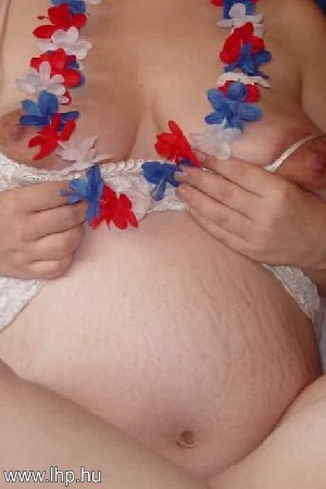 Terhes nők 035