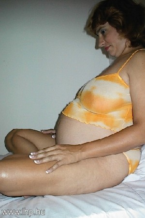 Terhes nők 040